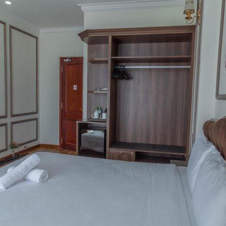 Win Hotel דה לאט מראה חיצוני תמונה