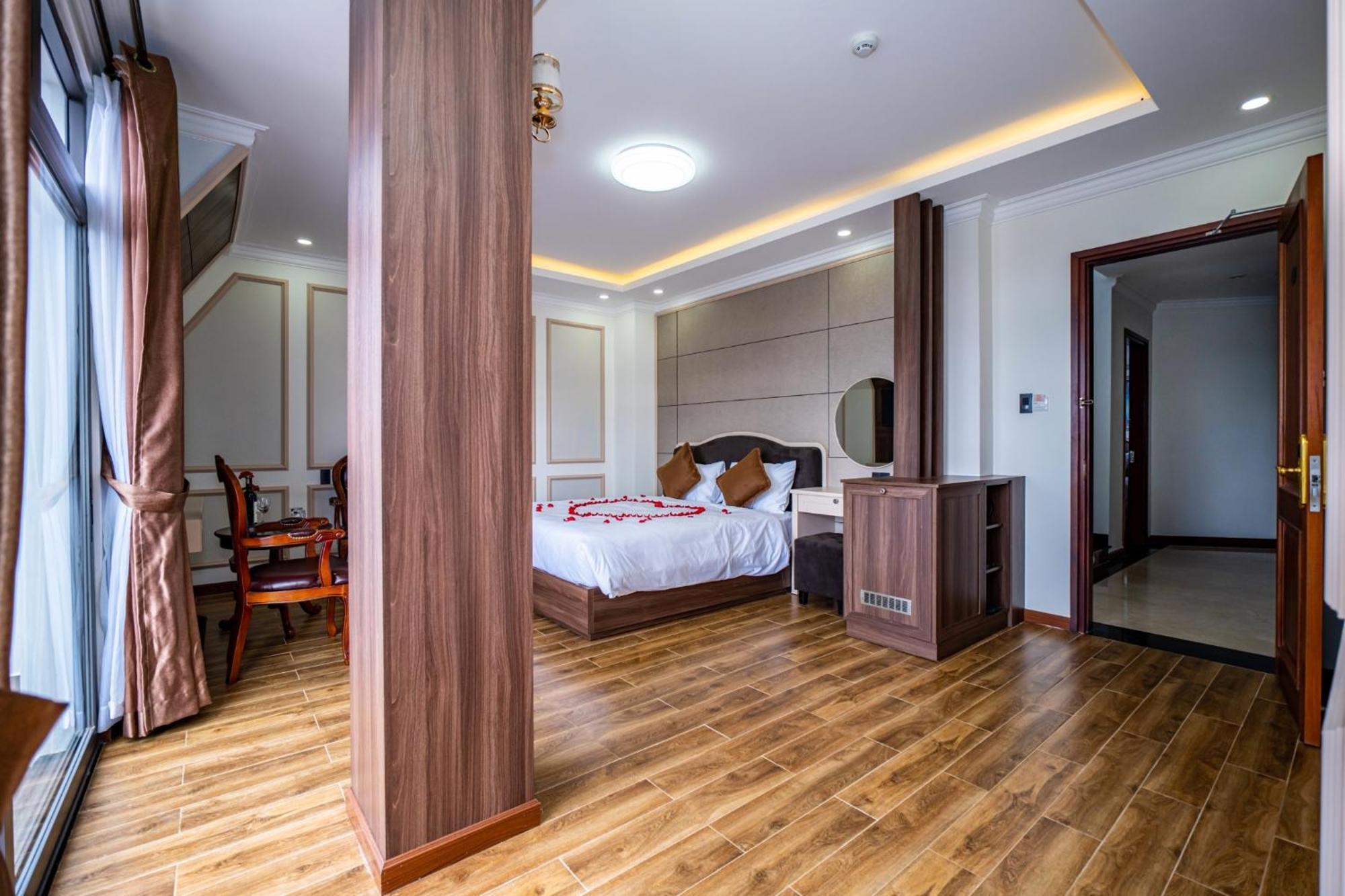 Win Hotel דה לאט מראה חיצוני תמונה